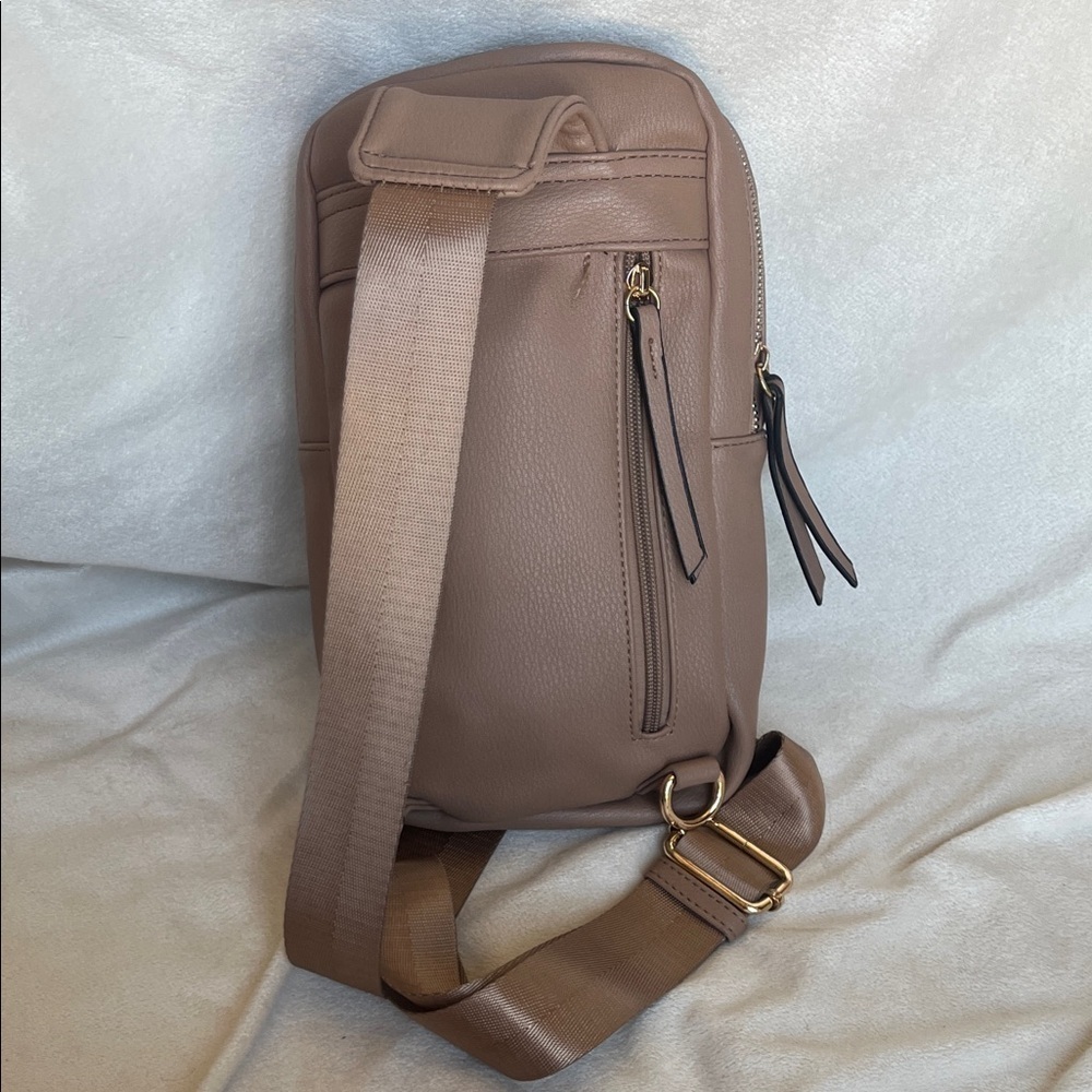Stylish Taupe Mauve Crossbody Bag - Picture 2 of 8